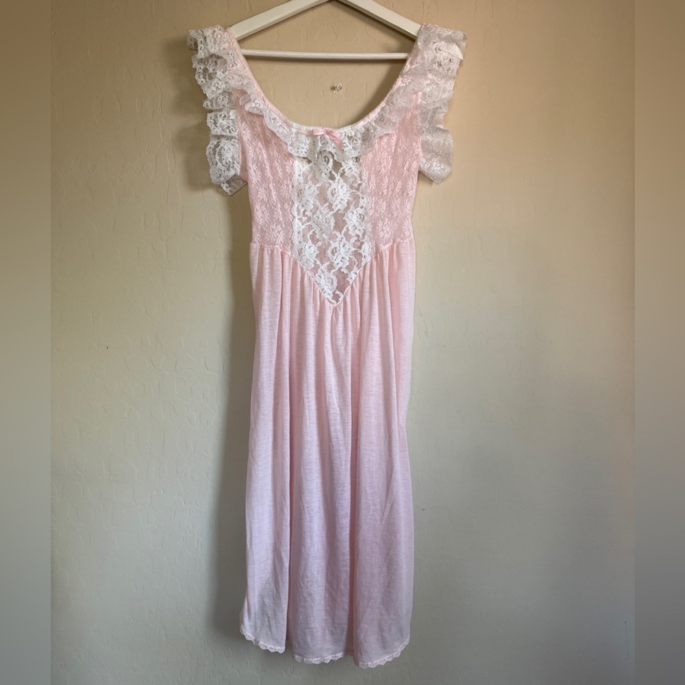 Vintage Circa 2000 Pink Lace Coquette Nightgown Sheer Ruffle